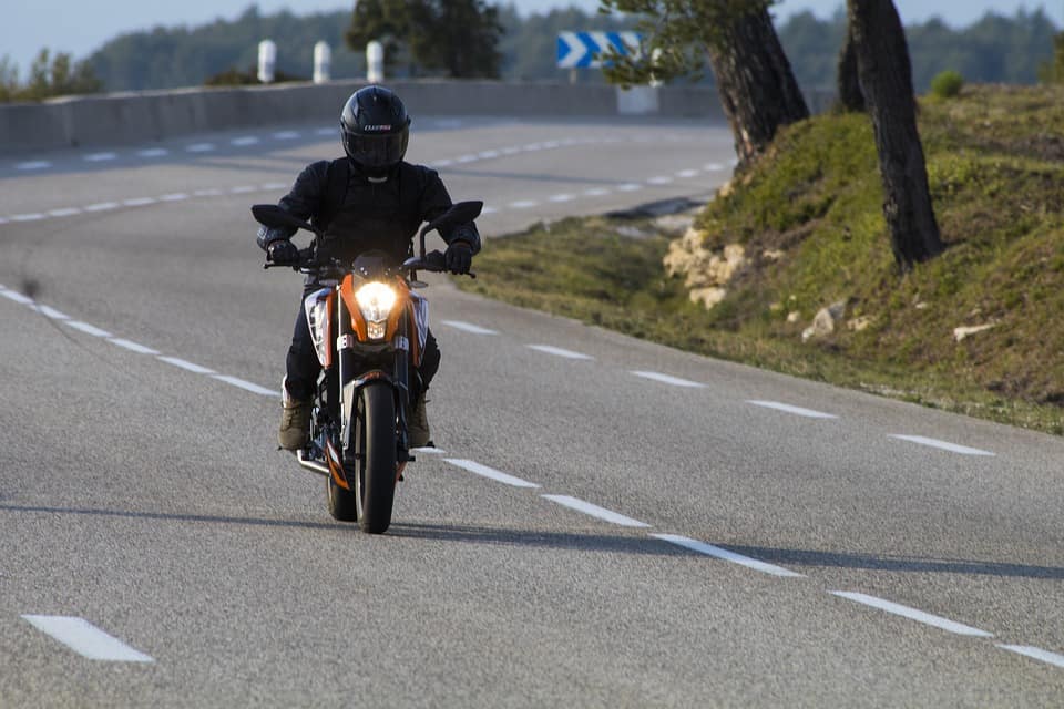 Comment choisir son assurance jeune motard ?